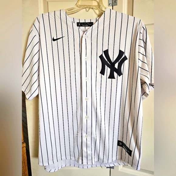 Nike White Pinstripe New York Yankees Men's Shirt/ Jersey LANGLEY 99 Size XL - Picture 1 of 9